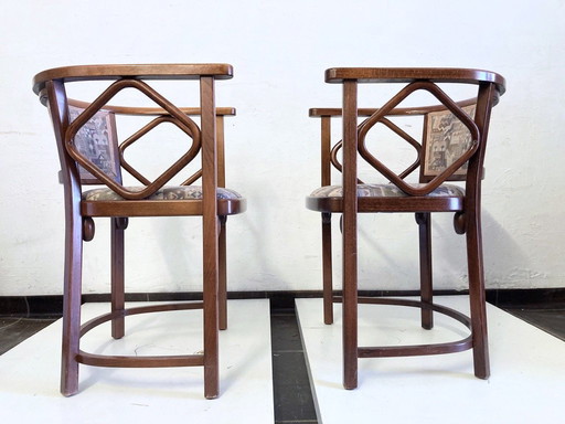 2 armchairs by Thonet Design Josef Hoffmann for the cabaret Fledermaus