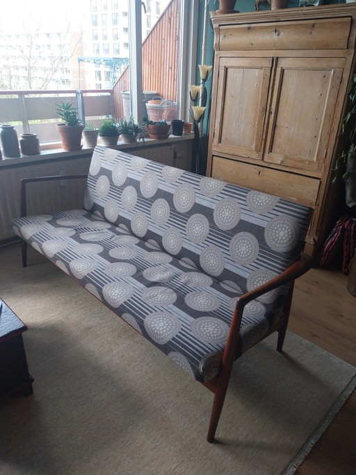 El banco de Grete Jalk