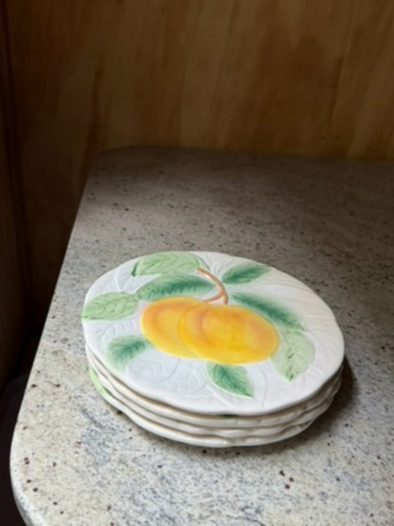 Vintage Japanese Majolica Fruit Plates, Set of 4, Embossed Ceramic Fruit Dessert Plates, Made in Japan (photo 19 of 19)