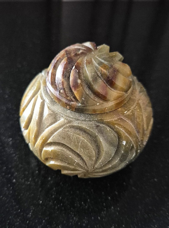 Image 1 of Set di 2 barattoli per lo zenzero in pietra ollare naturale intagliati a mano in stile vintage