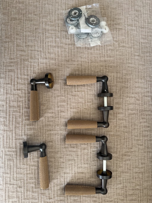 Par de manijas de puerta Joseph Giles – Bronce y Galuchat – Nuevas