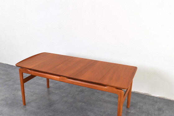 Image 1 of Table basse en teck modèle 640 par Peter Hvidt & Orla Mølgaard-Nielsen pour France & Søn / France & Daverkosen, années 1950.