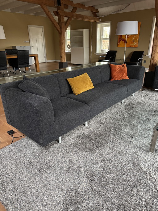 Sofá de diseño Cassina recién tapizado – 2,90 m (lana Kvadrat)