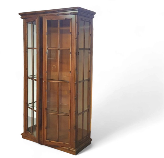 Faux bamboe kast van Jonathan Adler / glazen planken / jaren 80 – Buffetkasten, Glass (photo 6 of 9)