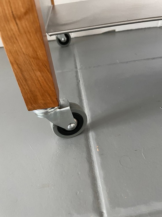 Image 1 of Chariot de bar vintage au design scandinave avec glacière intégrée en métal