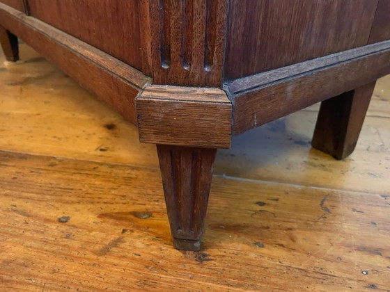 Image 1 of Niederländische antike Eichenkommode