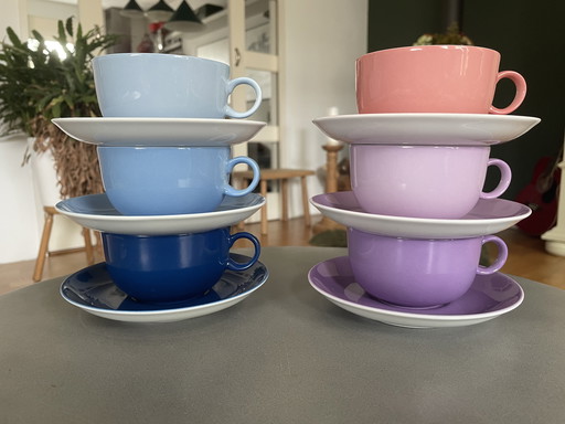 Cup and saucer Arzberg and Douwe Egberts color