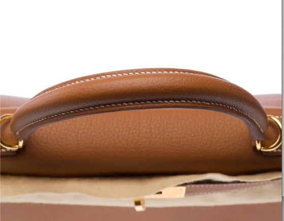 Image 1 of Sac HERMES Kelly 28 en Cuir Doré - 103350