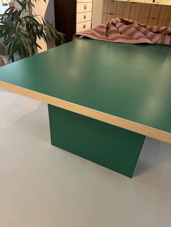 Image 1 of Table à manger du salon de Hong Kong