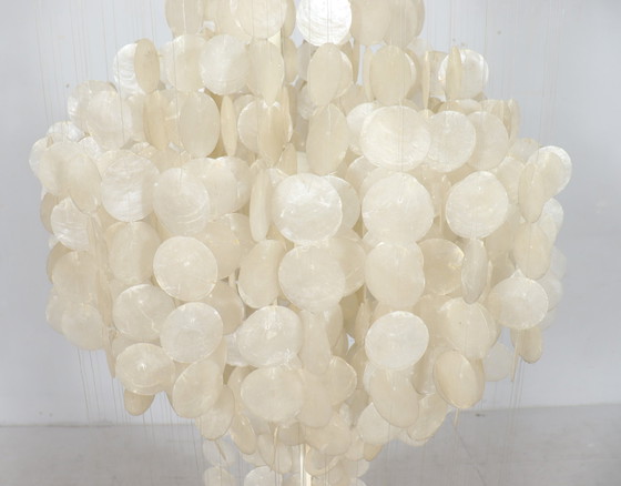 Image 1 of Shell lamp/pearl ceiling lamp of the 80s in the style of Verner Panton