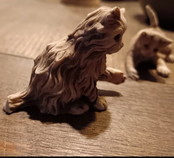 Image 1 of Deux figurines de chatons, marque Nigri, des années 70