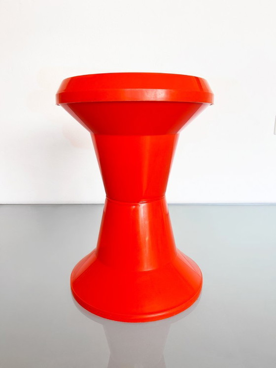 Image 1 of Vintage oranje 70s Giganplast Italy plastic kruk