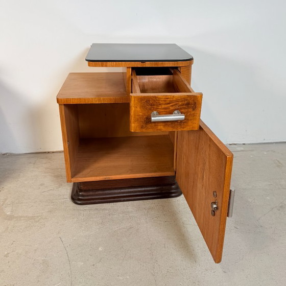 Set of 2 Walnut Burl Nightstands, Jindřich Halabala, Glass, Wood, Brown (photo 8 of 14)