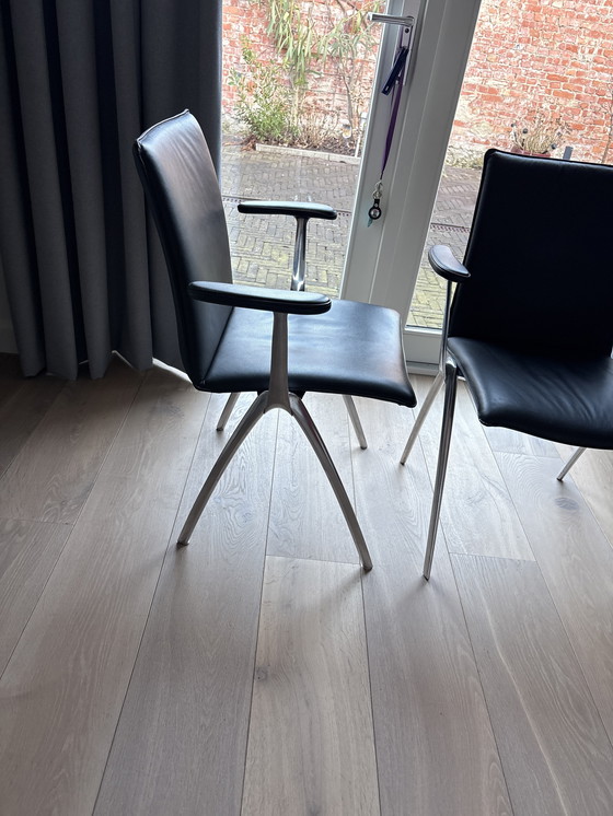 Image 1 of Eetkamer stoelen zwart leer/chroom 2x
