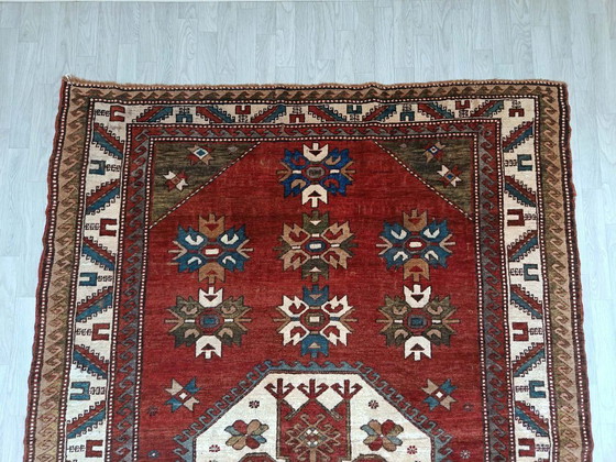 Image 1 of Tappeto Kars fatto a mano