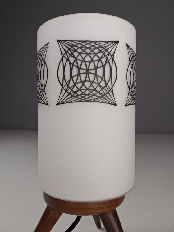 Set di 2 Lampade da tavolo Vintage, Francia Anni '60 – Legno, Vetro (photo 6 of 9)