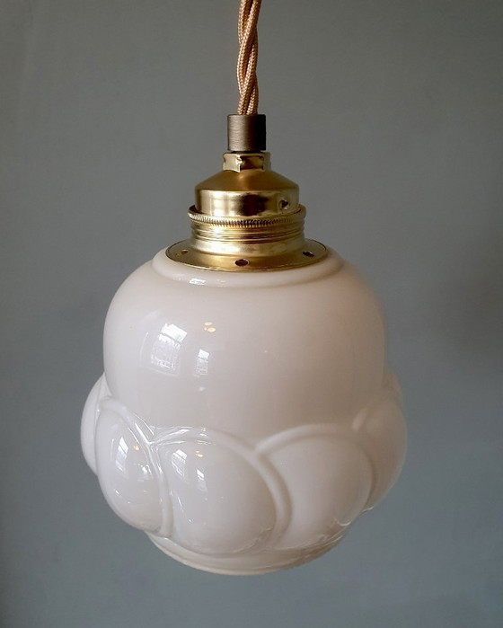Image 1 of Vintage Hanglamp - Opaline Glas Met Bolpatroon - Gedraaid Textielsnoer