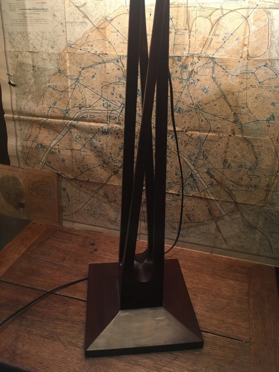 Lampada in mogano con base scolpita. – Lampade da tavolo, Vintage (photo 3 of 9)