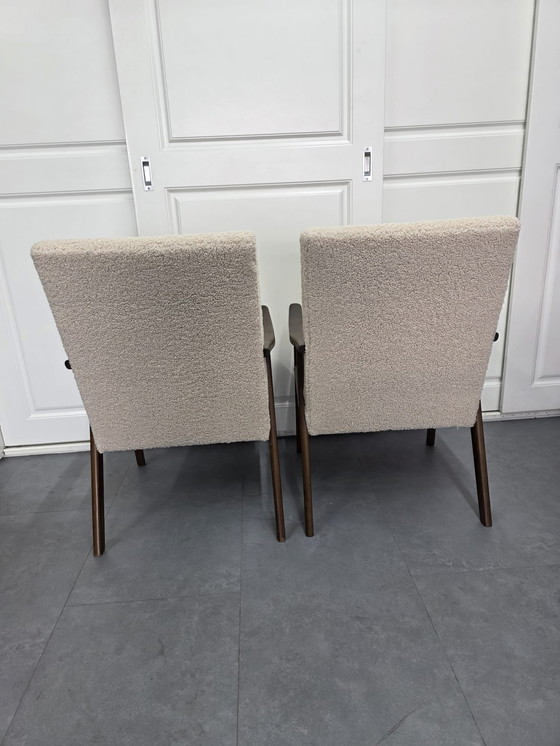 Image 1 of Twee vintage Fauteuils teddy gestoffeerd 