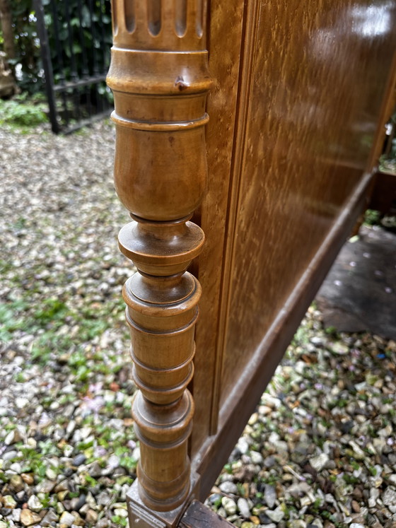 Image 1 of Lit en ronce de bois période Louis Philippe - Restauration 