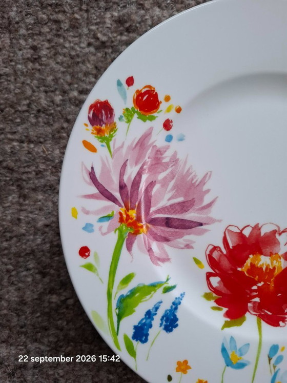 6 assiettes à déjeuner Villeroy & Boch Anmut Flowers, Vaisselle, Porcelaine, Multicolore (photo 2 sur 6)