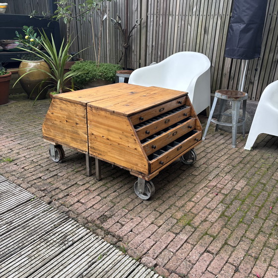 Image 1 of Nachttische/Schubladenschränke