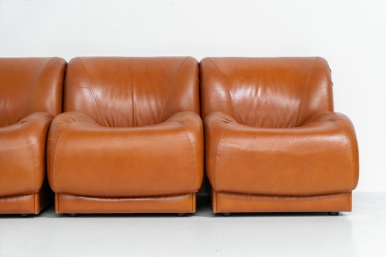Modular Sofa by Doimo Salotti (Italy, 1970s). – Leather, Vintage (photo 11 of 24)