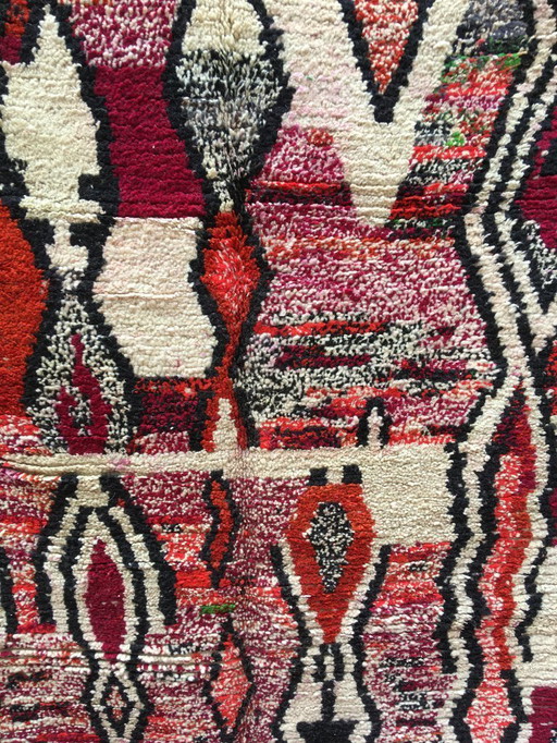 Boujaad rug 260 x 163 cm