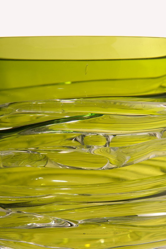 Image 1 of 'Tamtam Honey' vaas in kristal en groen glas - Sem Schanzer (as l'Anverre)