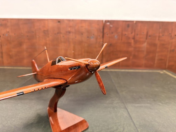Englisches Mahagoni Hawker Hurricane Modellflugzeug – Dekorative Objekte, Holz (photo 7 of 10)