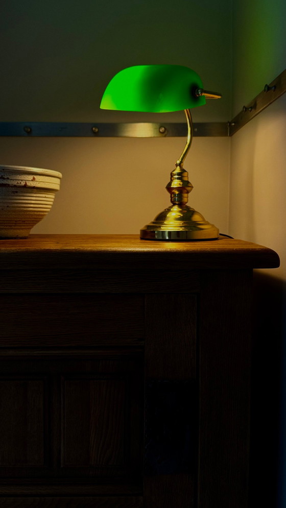 Image 1 of lampada del banchiere