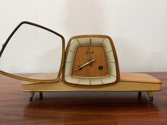 Image 1 of Mid-century mantel clock by Hermle – Germany, ca. 1950