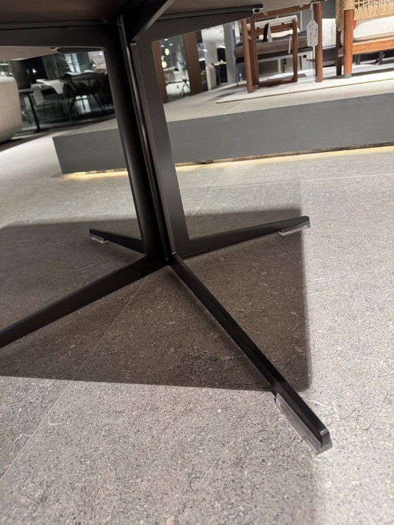 Image 1 of Tavolino Flexform Fly