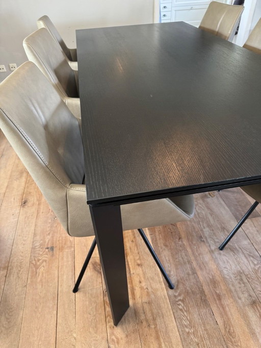 Extensa Table With Topform Elmar Dining Chair
