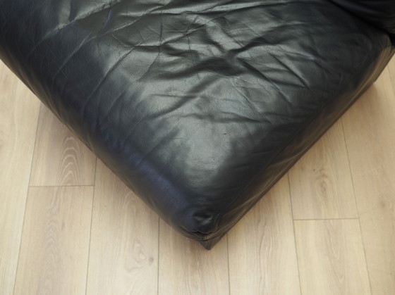 Image 1 of Fauteuil/pouf en cuir noir, Design italien, 1960S, Production : Italie