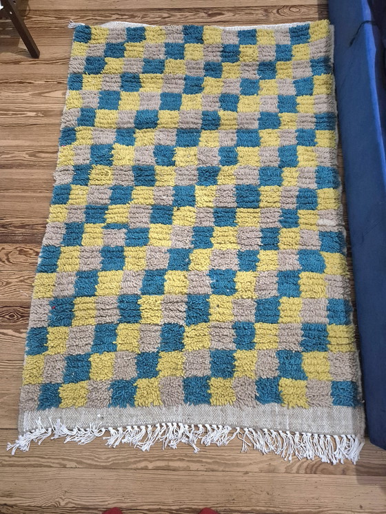 Image 1 of Tapis Artisanal Berbère Fait à Main 