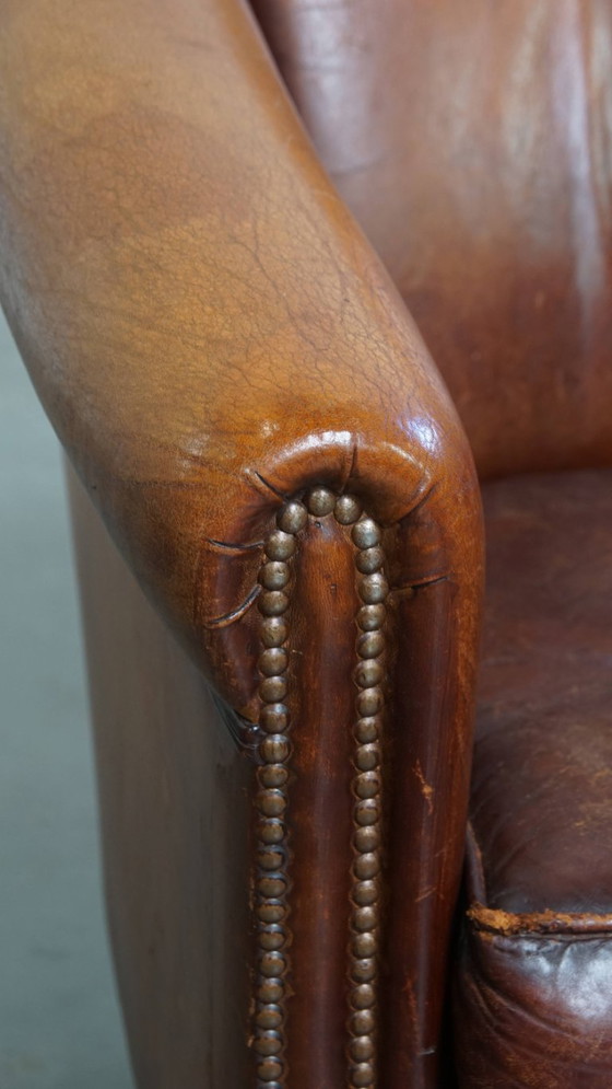 Image 1 of Stoere cognac kleurige schapenleren clubfauteuil 