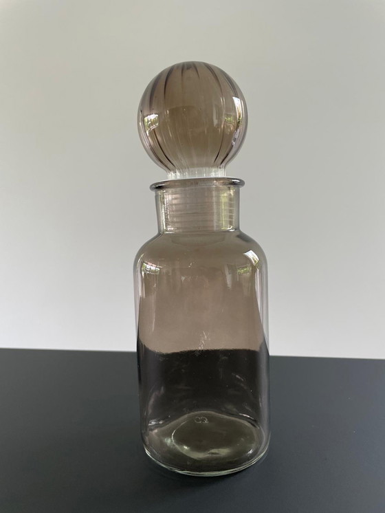 Image 1 of Decoratieve fles van grijs glas