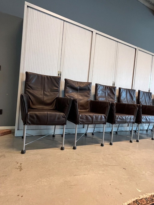 8 Chaplin Montis Stühle