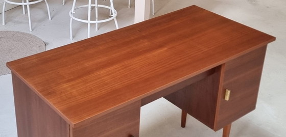 Image 1 of Escritorio de los años 70