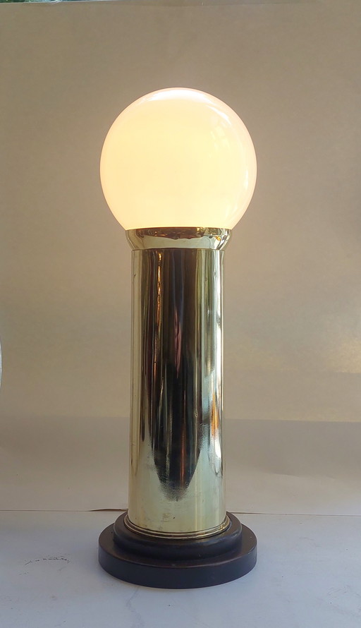 WW2 Artillery shell table lamp. 