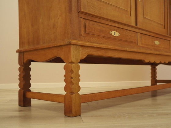 Credenza in rovere di Henning Kjærnulf, design danese moderno degli anni '60 – Credenze, Wood (photo 14 of 17)