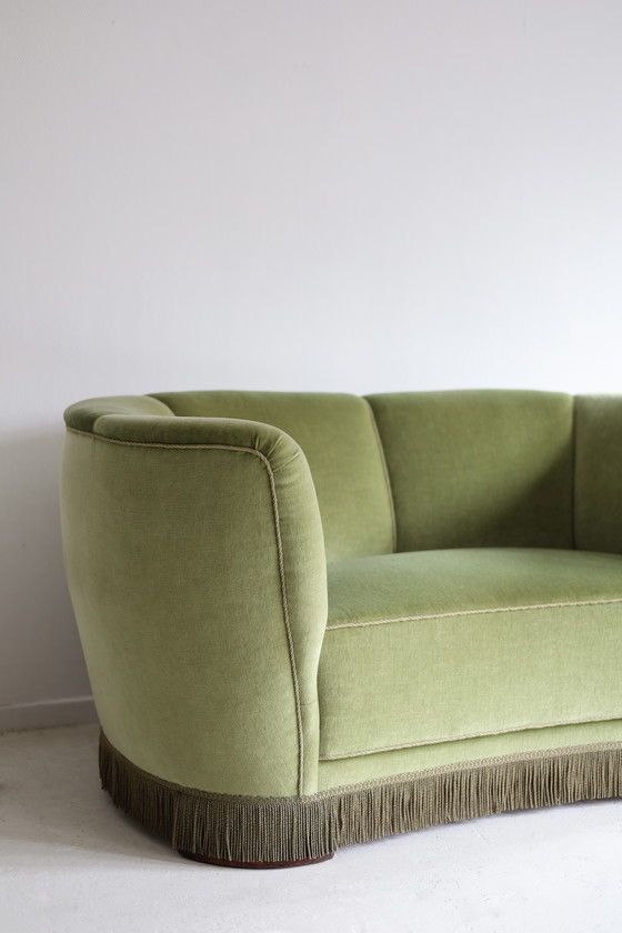 Image 1 of Dänisches 2-Sitzer-Sofa aus den 60er/70er Jahren, grüner Samt