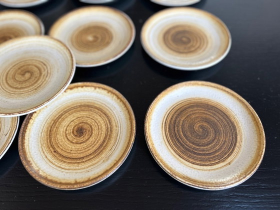 Image 1 of Longchamp zandstenen bord service 42 stuks