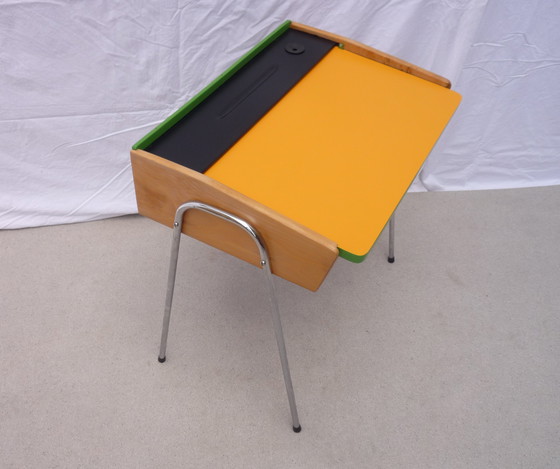 Image 1 of Vintage klein schoolbankje
