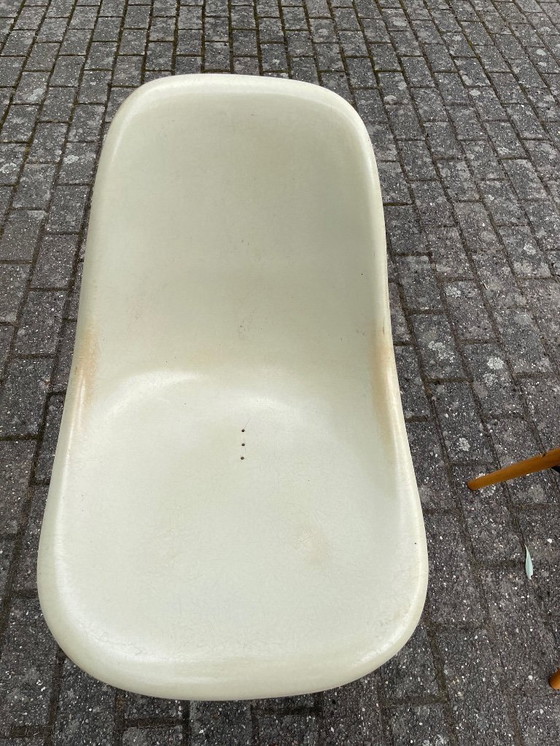 Image 1 of Herman Miller - Sillas Eames de fibra de vidrio