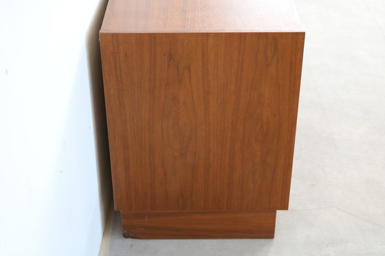 Image 1 of Armoire vintage en teck