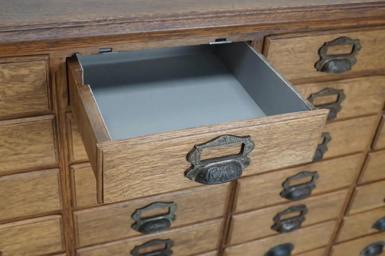 Image 1 of Antiker französischer Archiv-/Apothekerschrank aus Eiche von Chouanard, ca. 1910