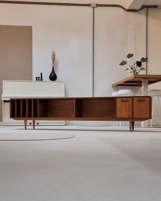 Image 1 of Lowboard Silund