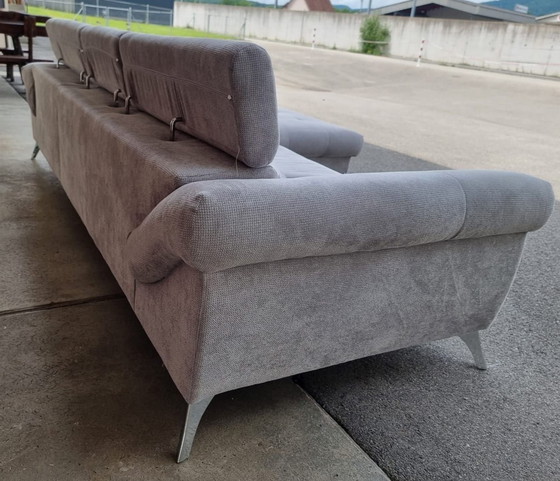 Image 1 of Divano angolare in ottime condizioni, come nuovo, utilizzato solo per pochi mesi.